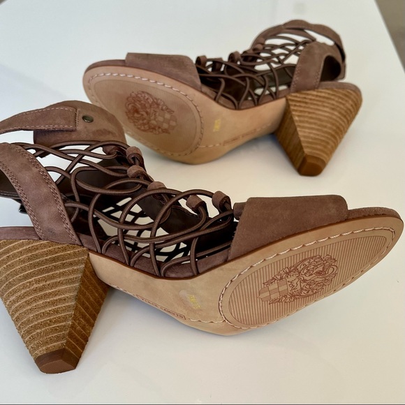 Vince Camuto Taupe Suede Evel Caged Ankle Open Toe Sandals size 7.5 - Picture 5 of 7